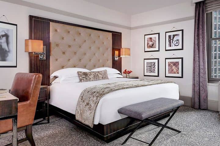 Room 12 of 39